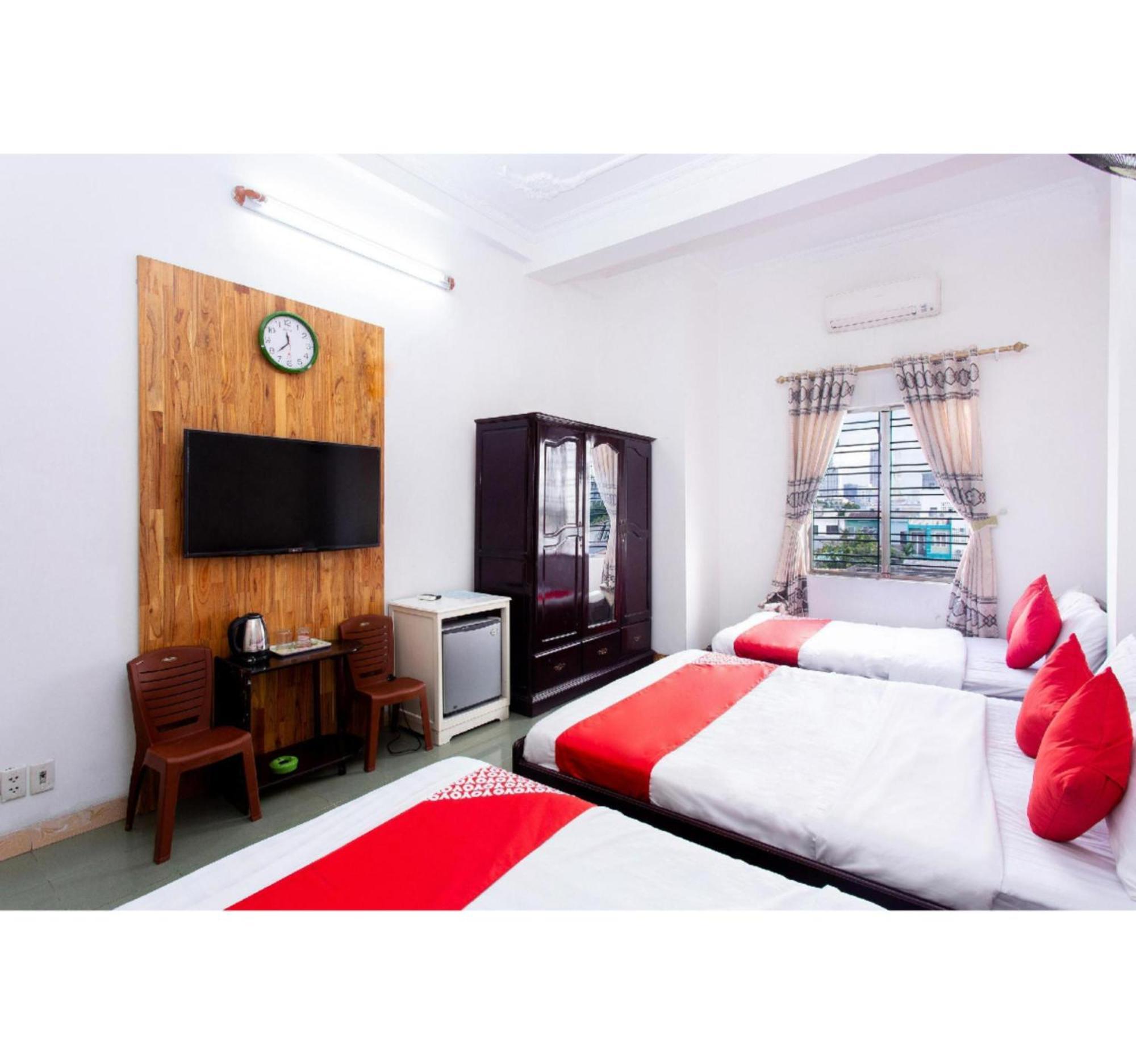Oyo 553 Truong Giang Hotel Дананг Экстерьер фото